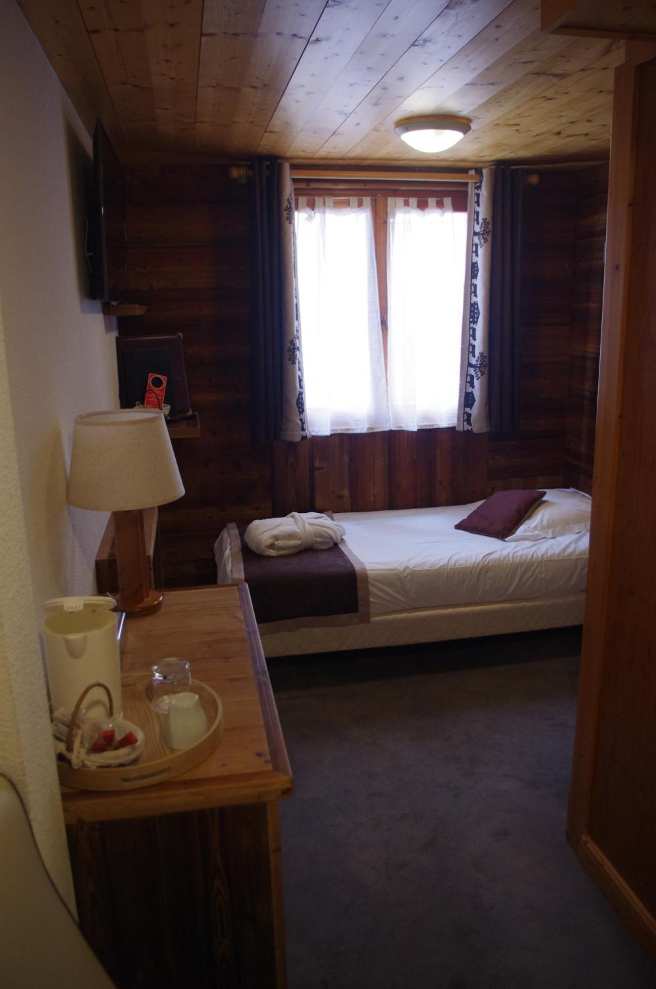 Hotel Le Refuge Тінь Екстер'єр фото