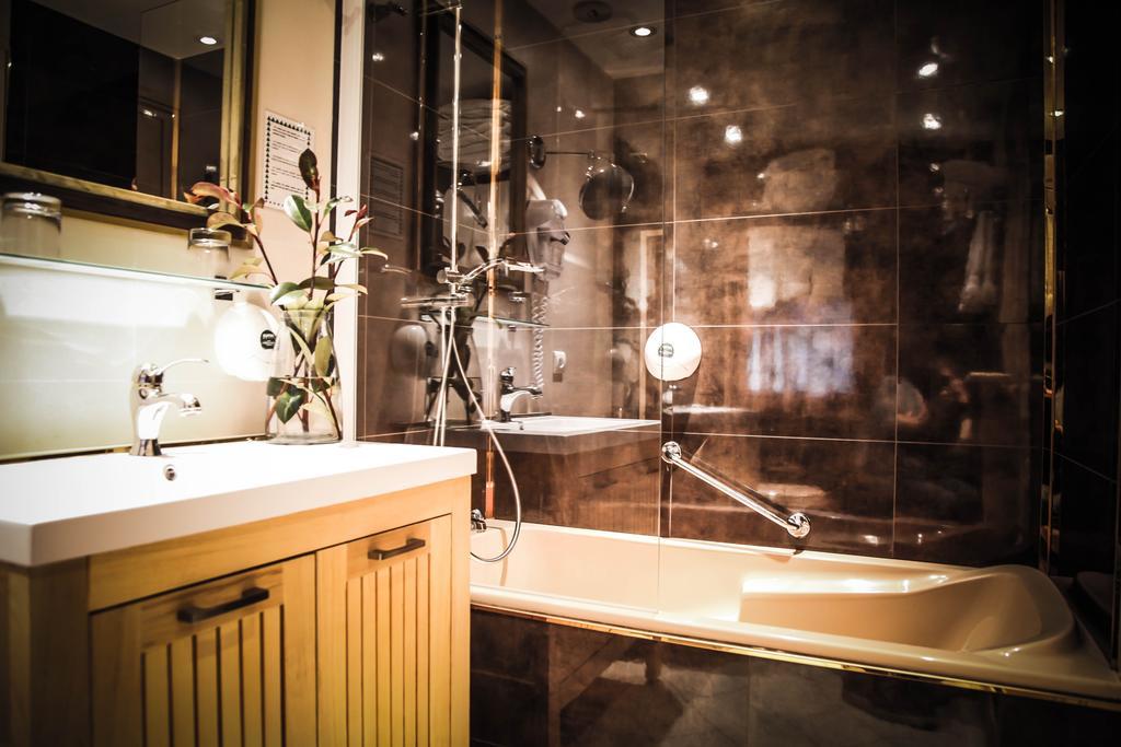 Hotel Le Refuge Тінь Екстер'єр фото